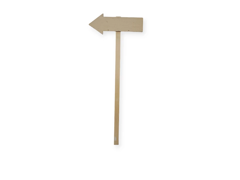 Bérelhető útjelző tábla balra mutató