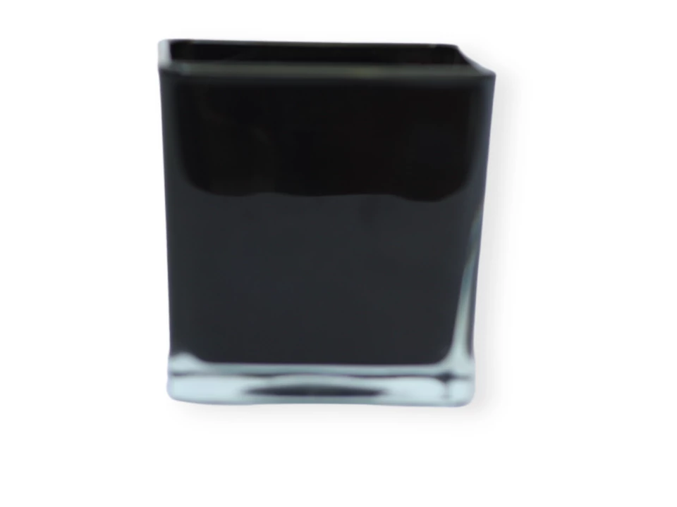 Fekete üveg kocka váza